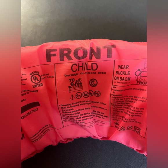 Kids Pink Swim Vest with Seahorse Design - Picture 3 of 4